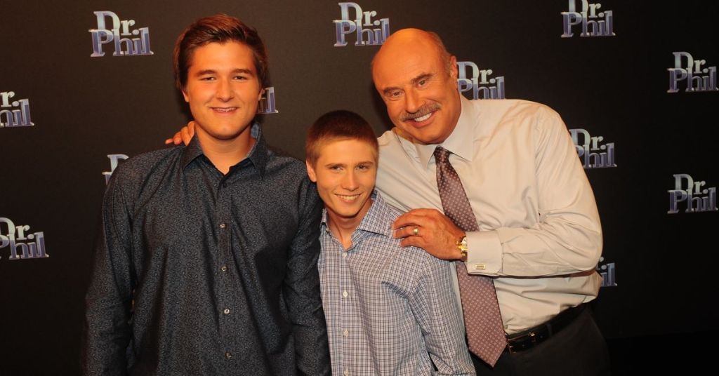 Watch “Meet High School Hero And Legally Blind Student He Defended In Alleged Bully Attack” on&nbsp;YouTube