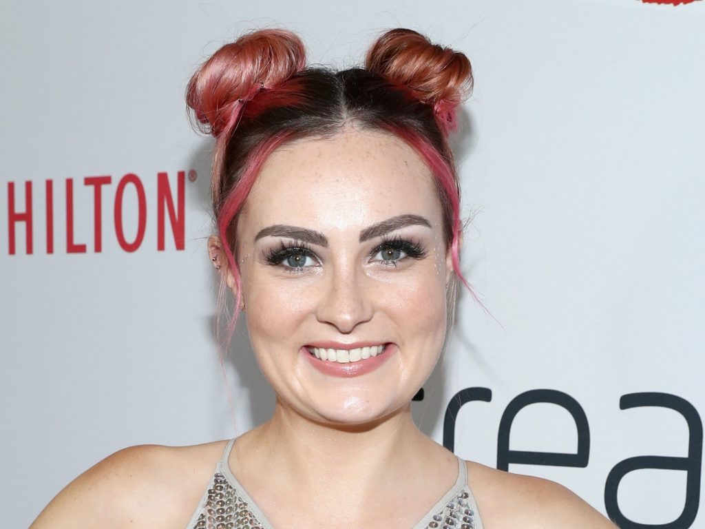 Watch “How I Pour Hot Liquid (Blind Girl Style) #shorts” on&nbsp;YouTube