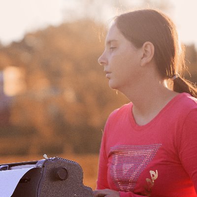 Blind author navigates Express through her&nbsp;writing