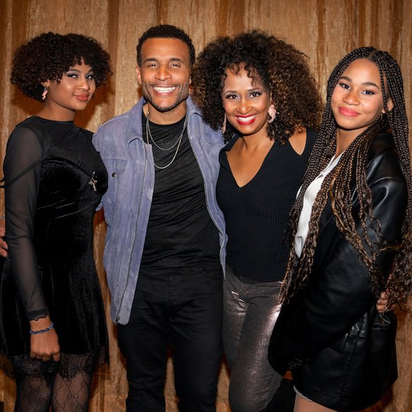 COMEDIAN DAVID ARNOLD’S&nbsp;SISTER