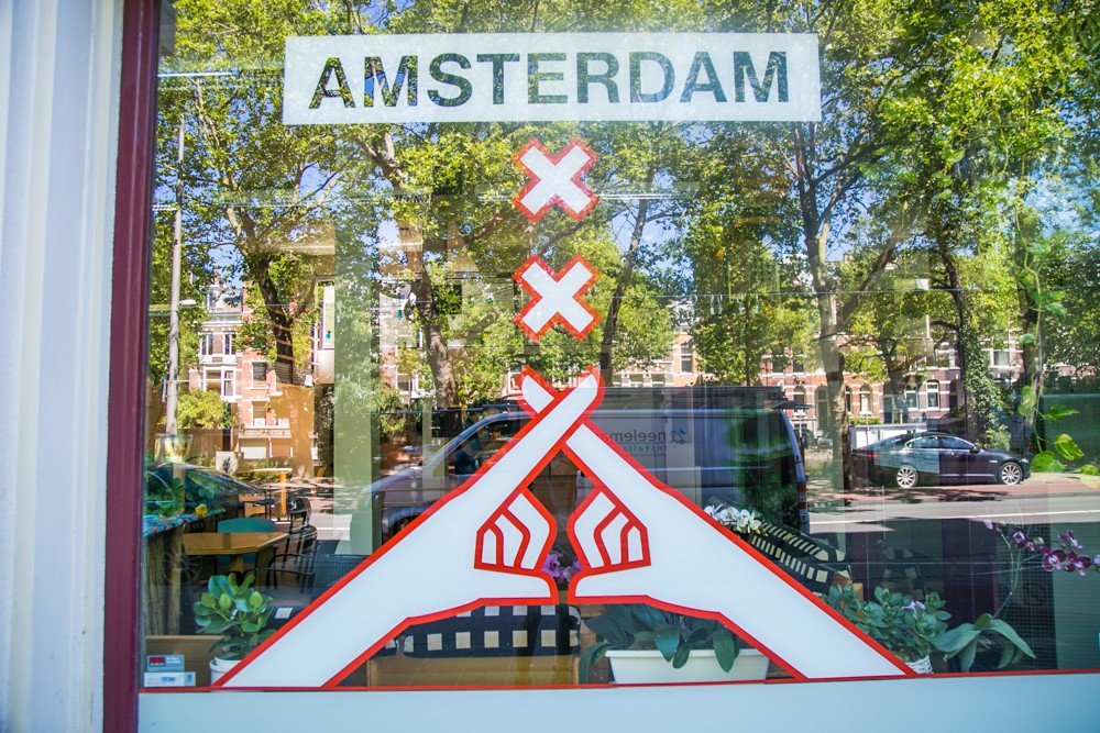 Watch “Netherlands: Checking out the Deaf Club in Amsterdam” on&nbsp;YouTube
